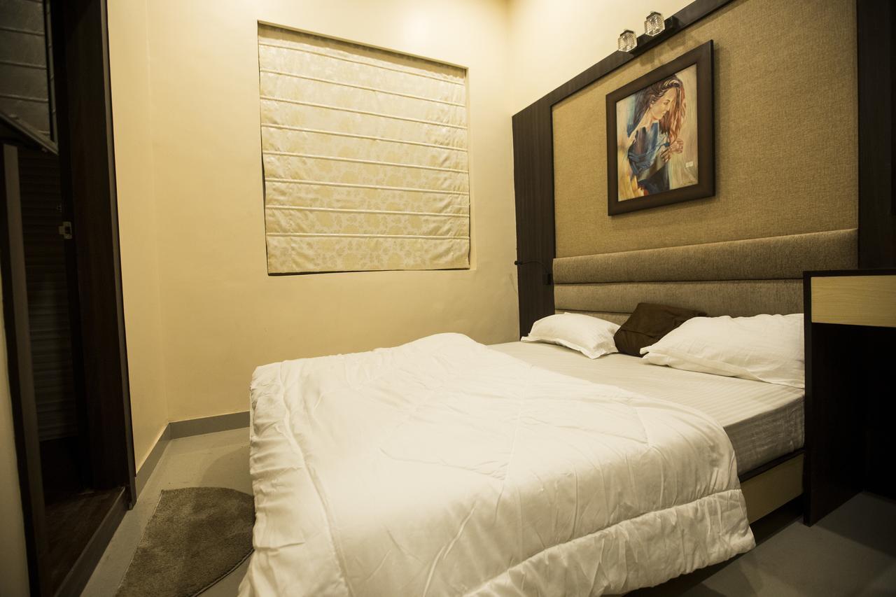 Backpackers Park Hostel Kolkata Bagian luar foto